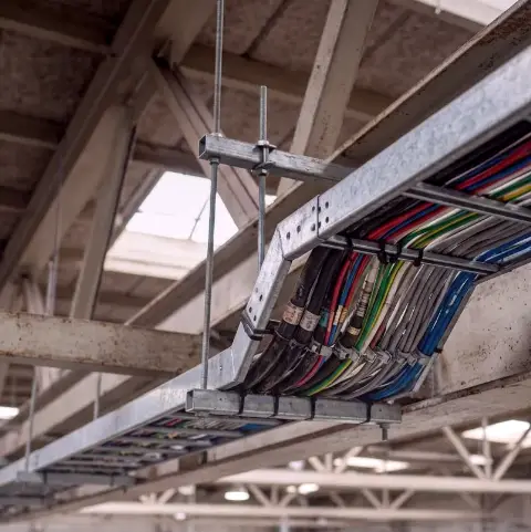 Note Harfe – Beleuchtungsinstallation